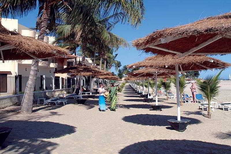 Ocean Bay Hotel & Resort Bakau Экстерьер фото